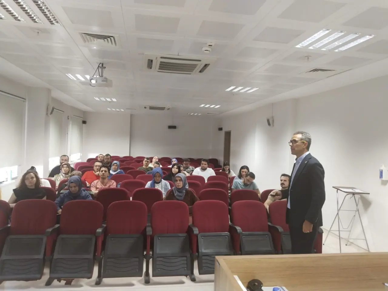 Sigarayı Bırakmak İsteyenlere Yeni Poliklinikler Açılacak 2