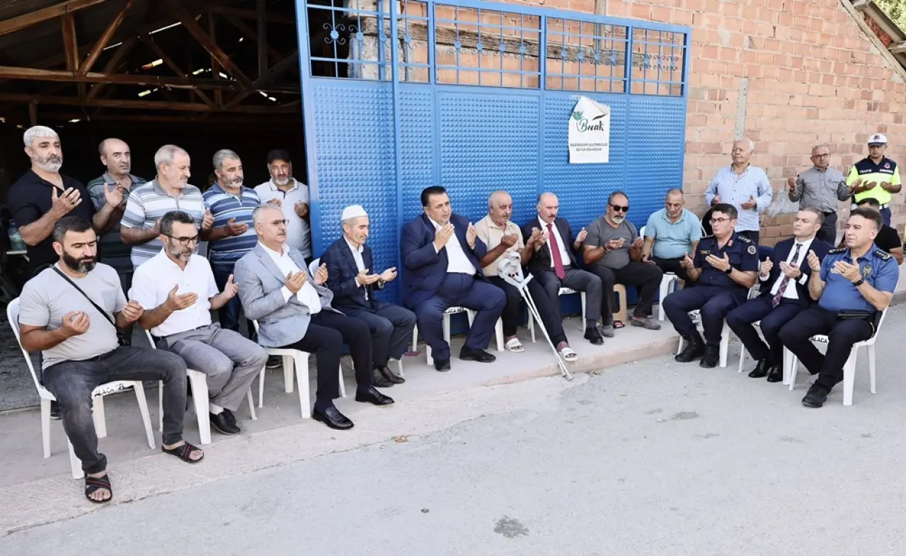 Şehit Kardeşinin Ailesine Taziye Ziyareti 1