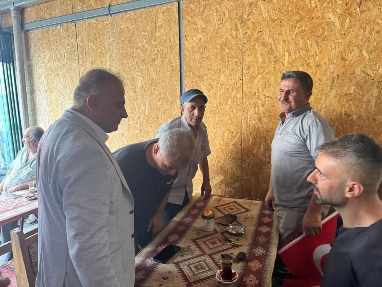 AK Partililer Gülabibey’de 2