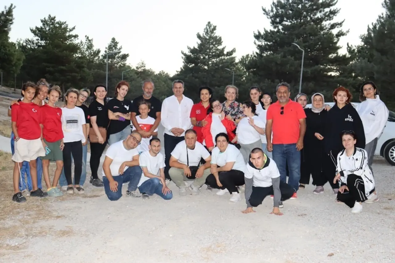 Özel Sporcular, Doğa Etkinliğinde Bir Araya Geldi 1