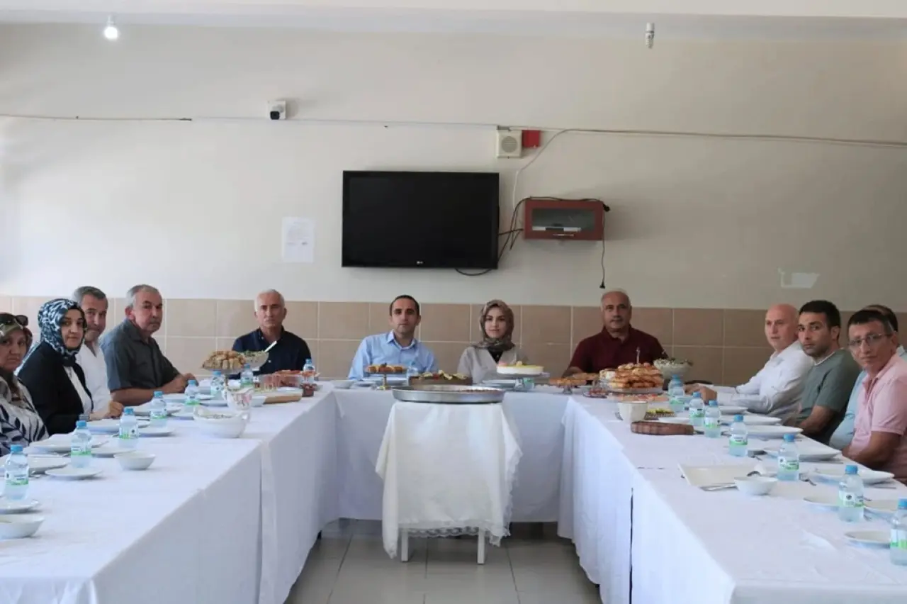 Aşçı Çırağı Kursiyerleri Hünerlerini Sergiledi 3