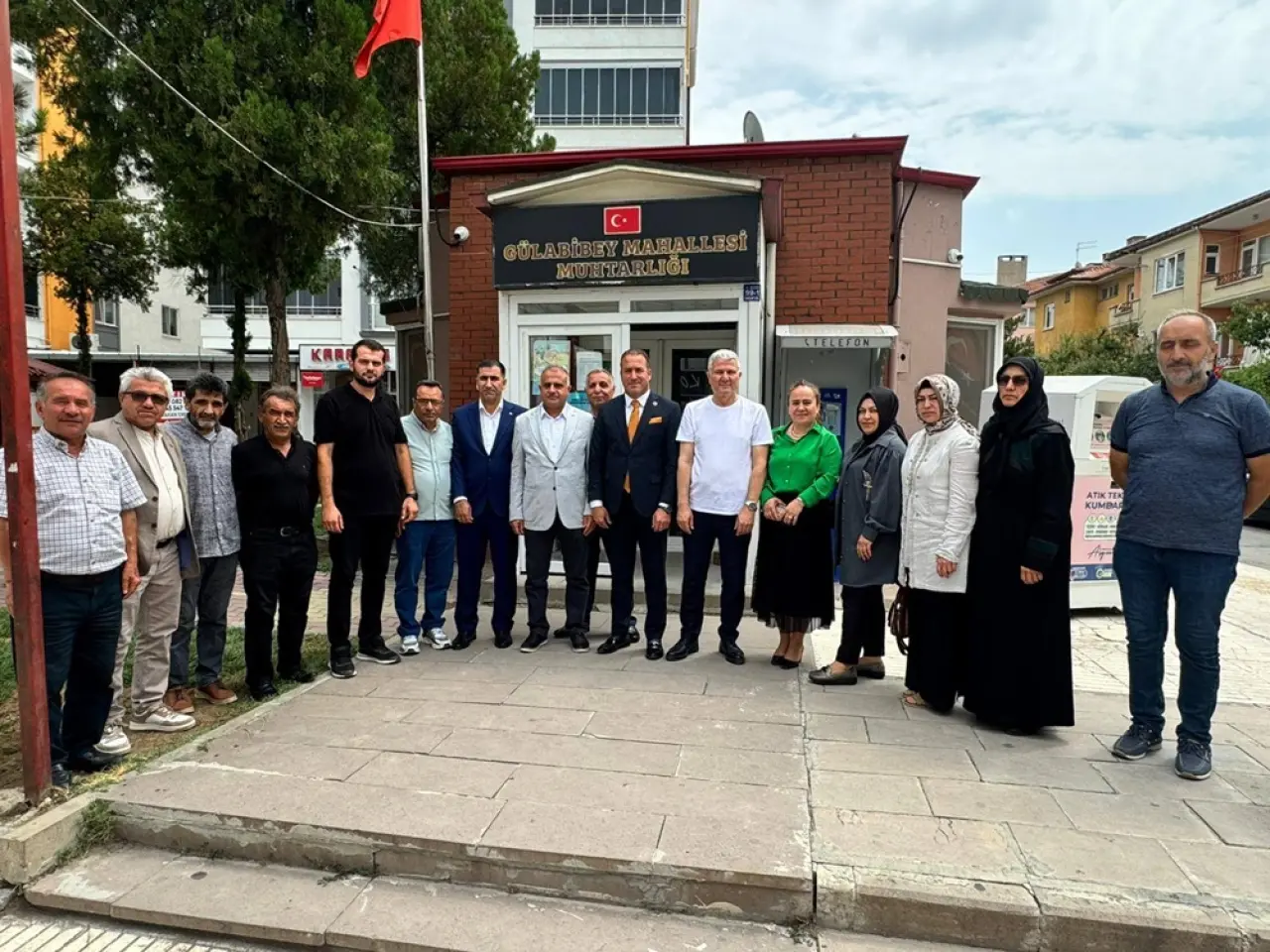 AK Partililer Gülabibey’de 1