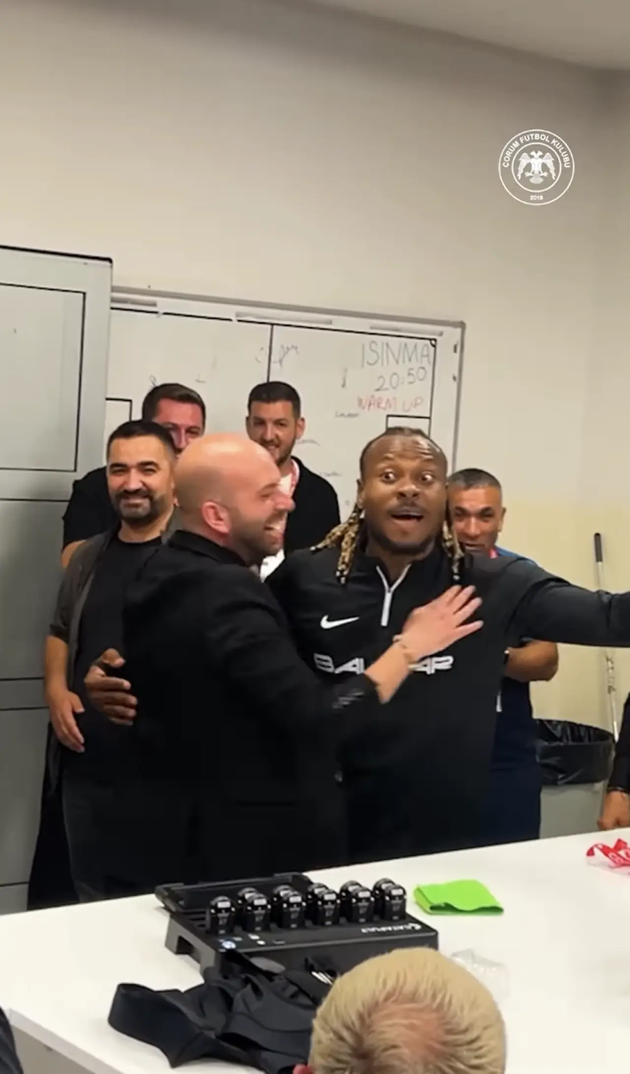 Eze’nin Gözleri İlk Baran Korkmazoğlu’nu Aradı 1