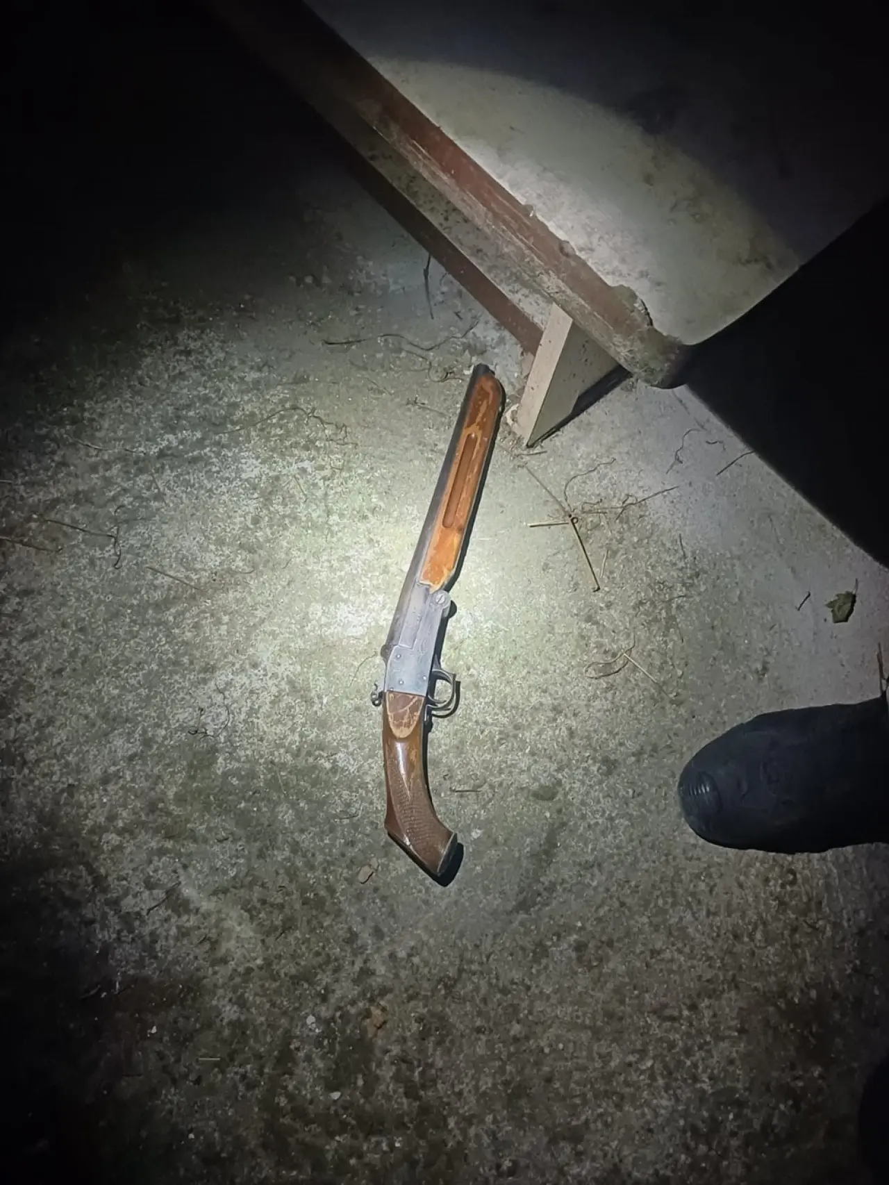 Husumetlisi Evinin Önünden Geçince Kurşun Yağdırdı 4