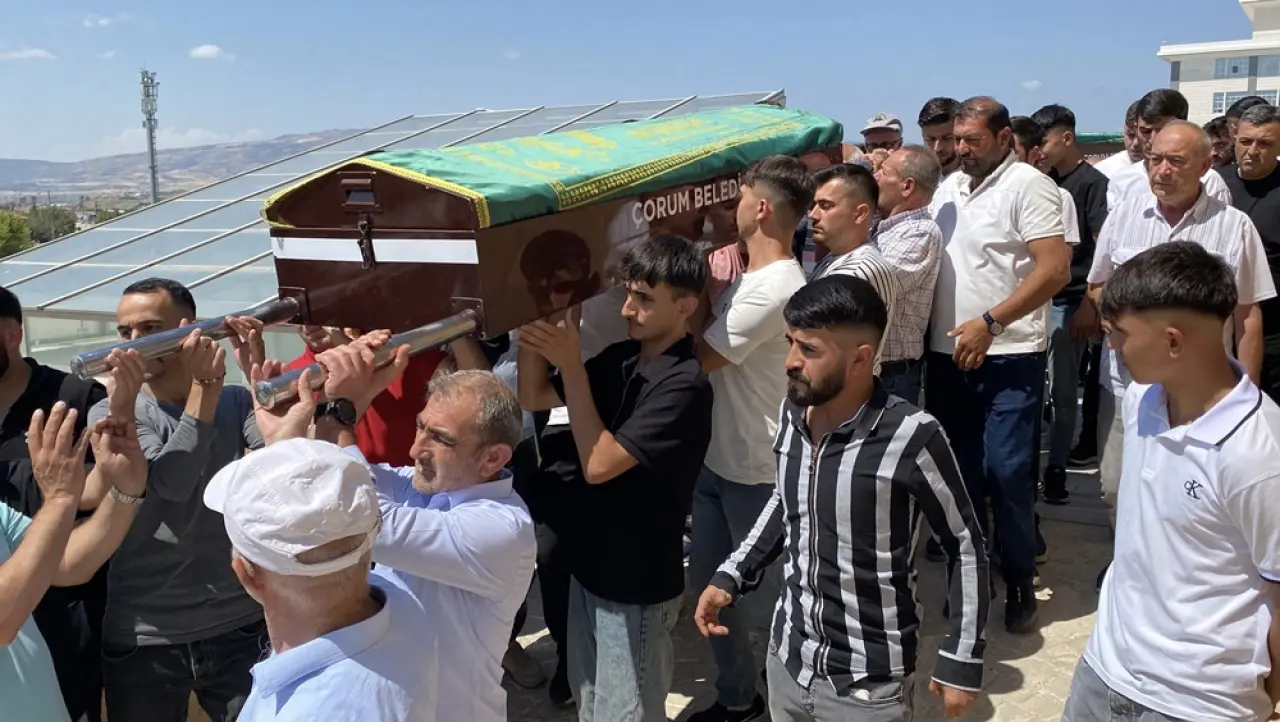 Boğularak Vefat Eden Genç Toprağa Verildi 1