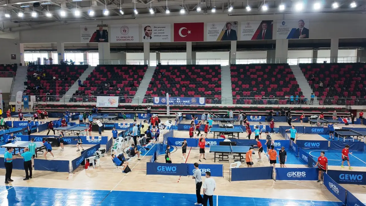 Masa Tenisi Türkiye Birinciliği, Çorum'da Başladı 1