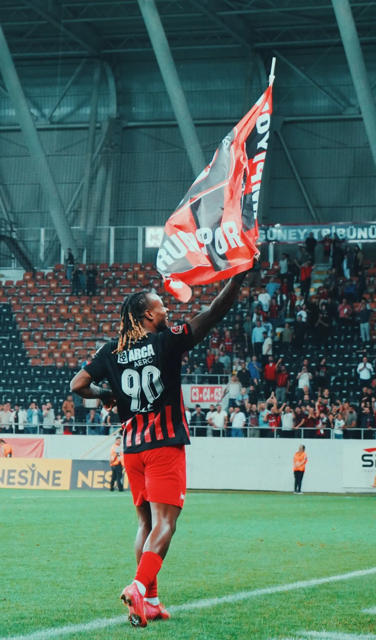 Gol Krallığı Yarışında İki İsim Zirvede 4