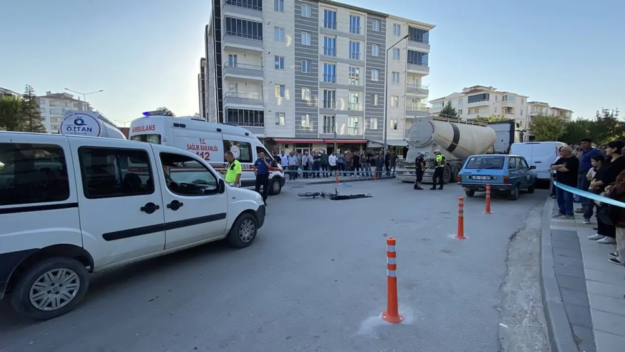 TIR’ın Altında Kalan Çocuk Hayatını Kaybetti 1