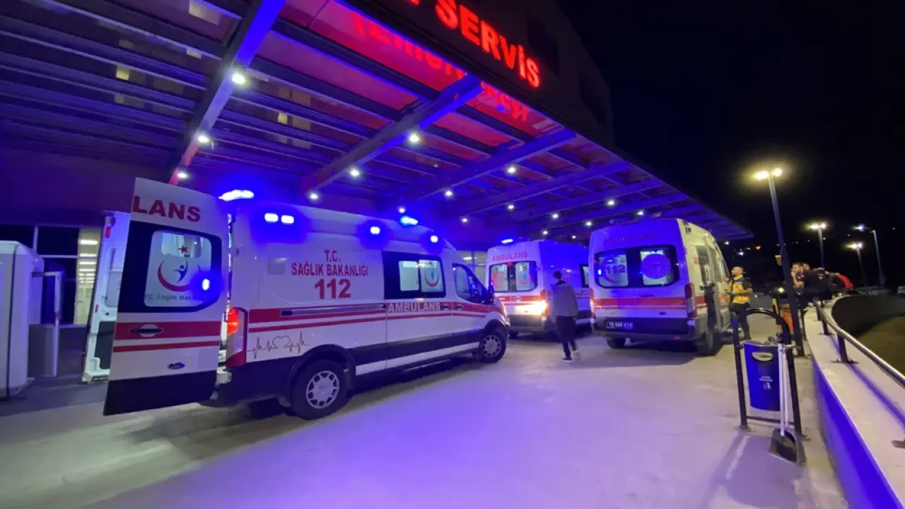 Motosiklet ile Otomobil Çarpıştı 4