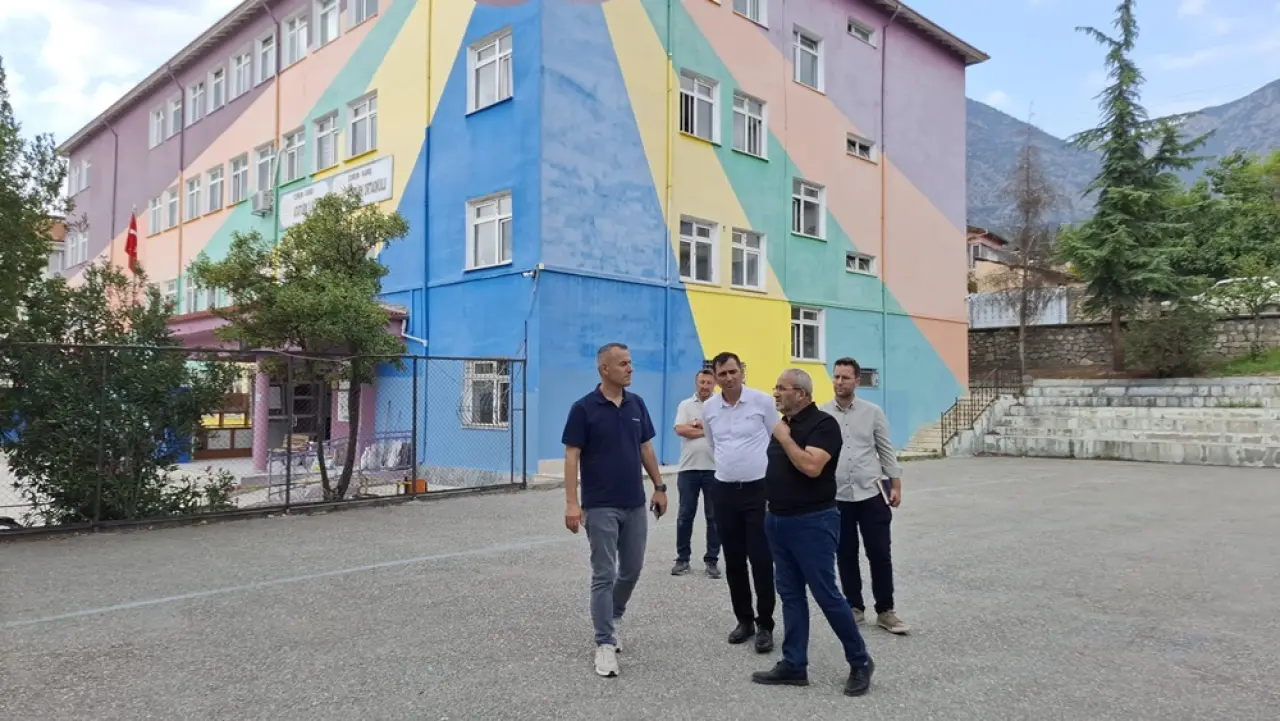 Çağlar, İlçelerdeki Okul Hazırlıklarını İnceledi 5