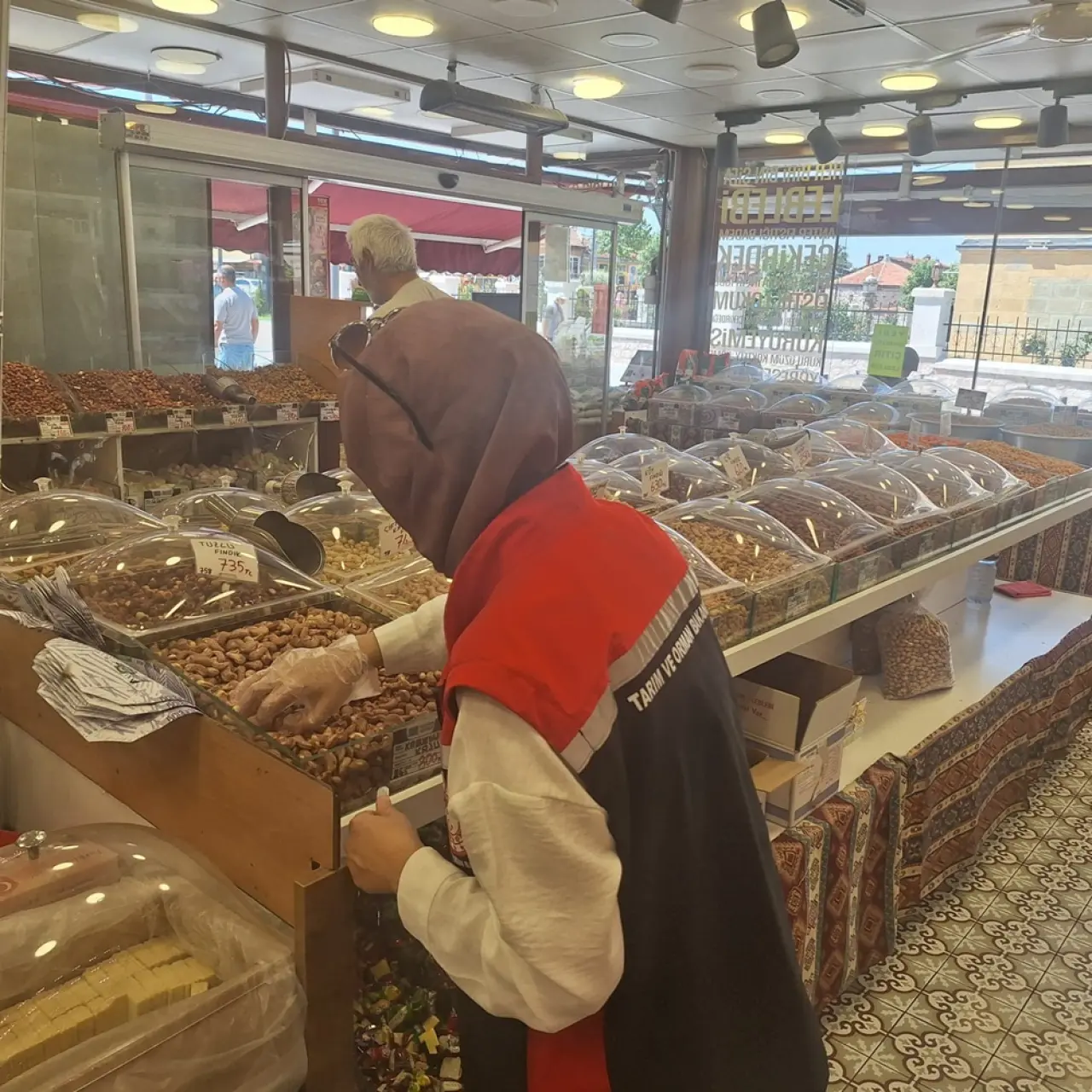 Kuruyemiş Satıcılarına Gıda Güvenliği Denetimi 2