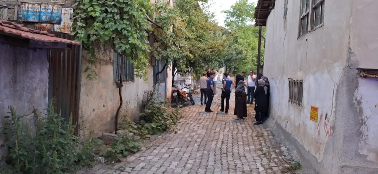 Yalnız Yaşadığı Evde Ölü Bulundu 3