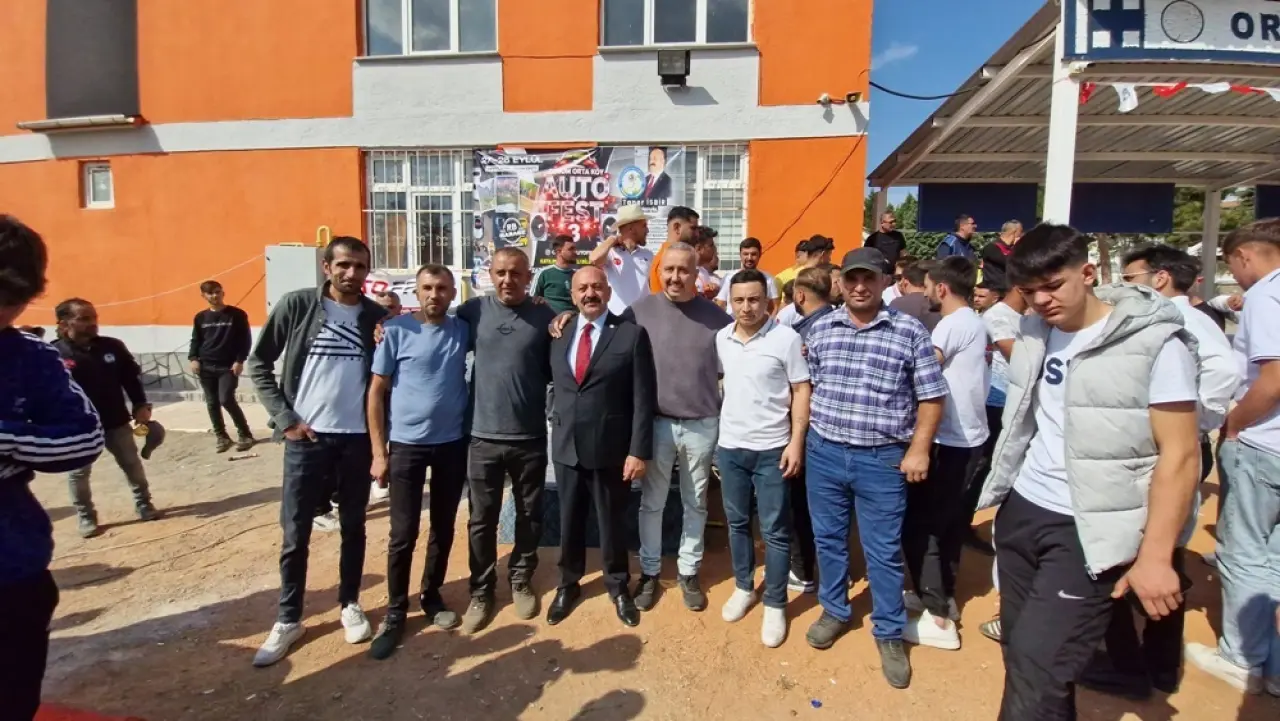 Ortaköy'de Modifiye ve Drift Rüzgarı Esti 3