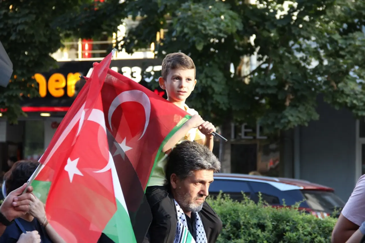 Çorum’da Yüzlerce Kişi Gazze İçin Yürüdü 3