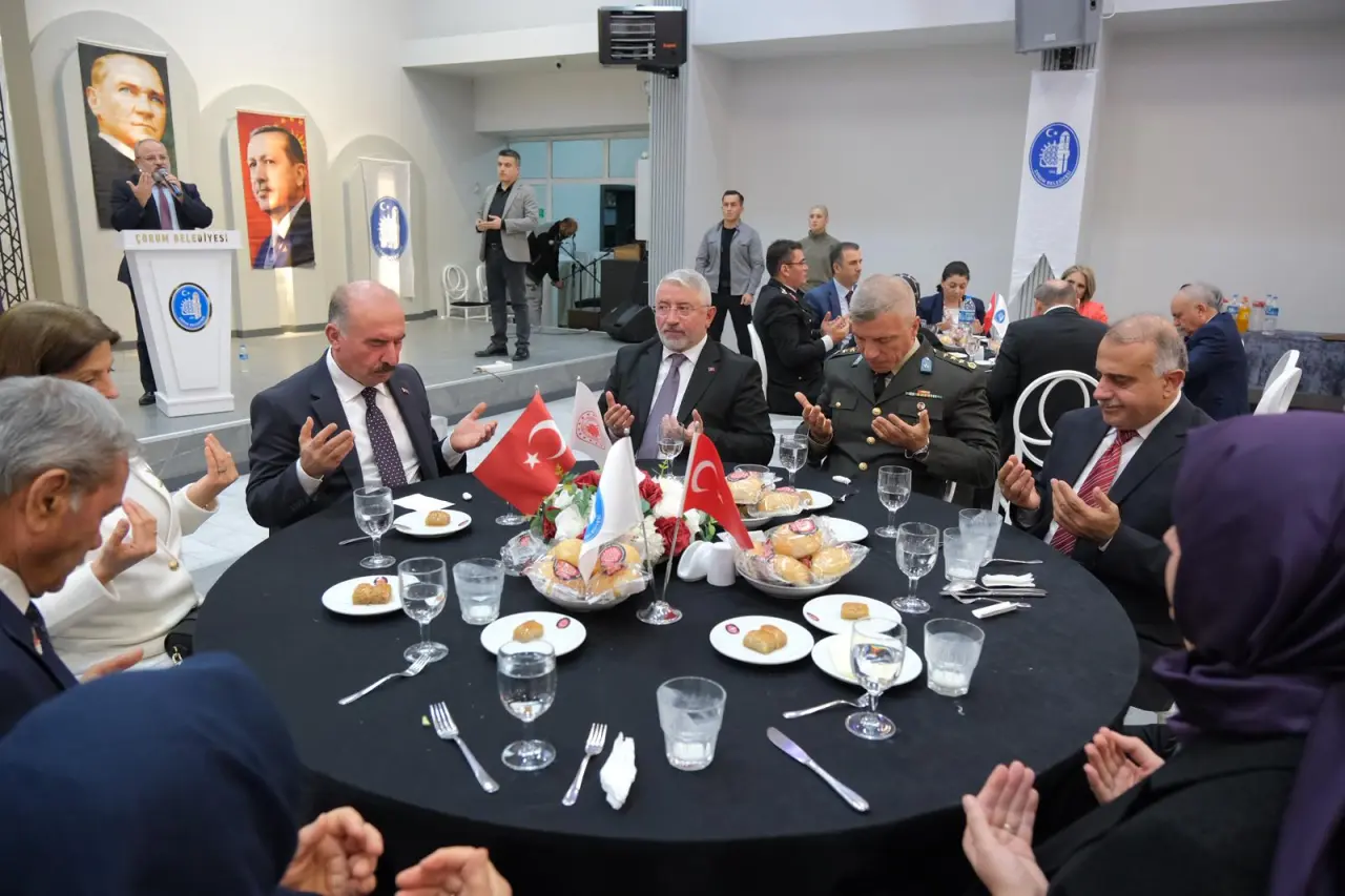 Gaziler Yemekte Bir Araya Geldi 7