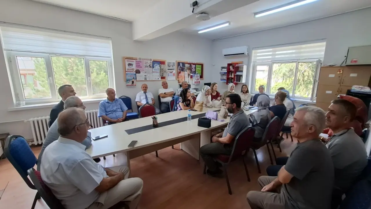 Çağlar’dan Okulun İlk Gününde Ziyaret 2