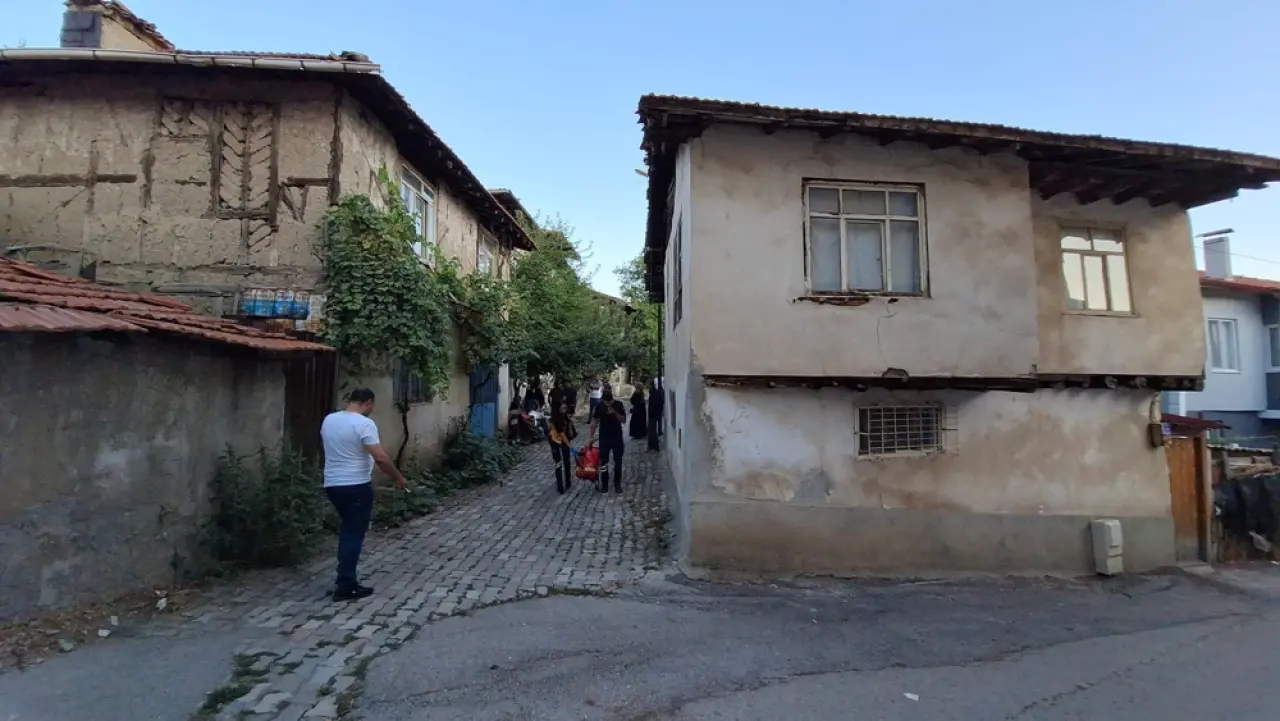 Yalnız Yaşadığı Evde Ölü Bulundu 2
