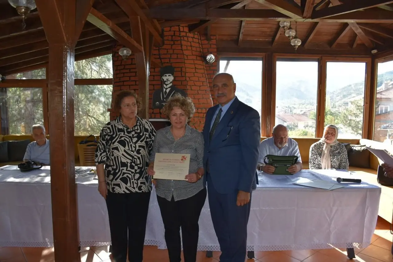 İskilip’te Kültür Paneli ve Sanat Ödülleri Töreni Düzenlendi 6