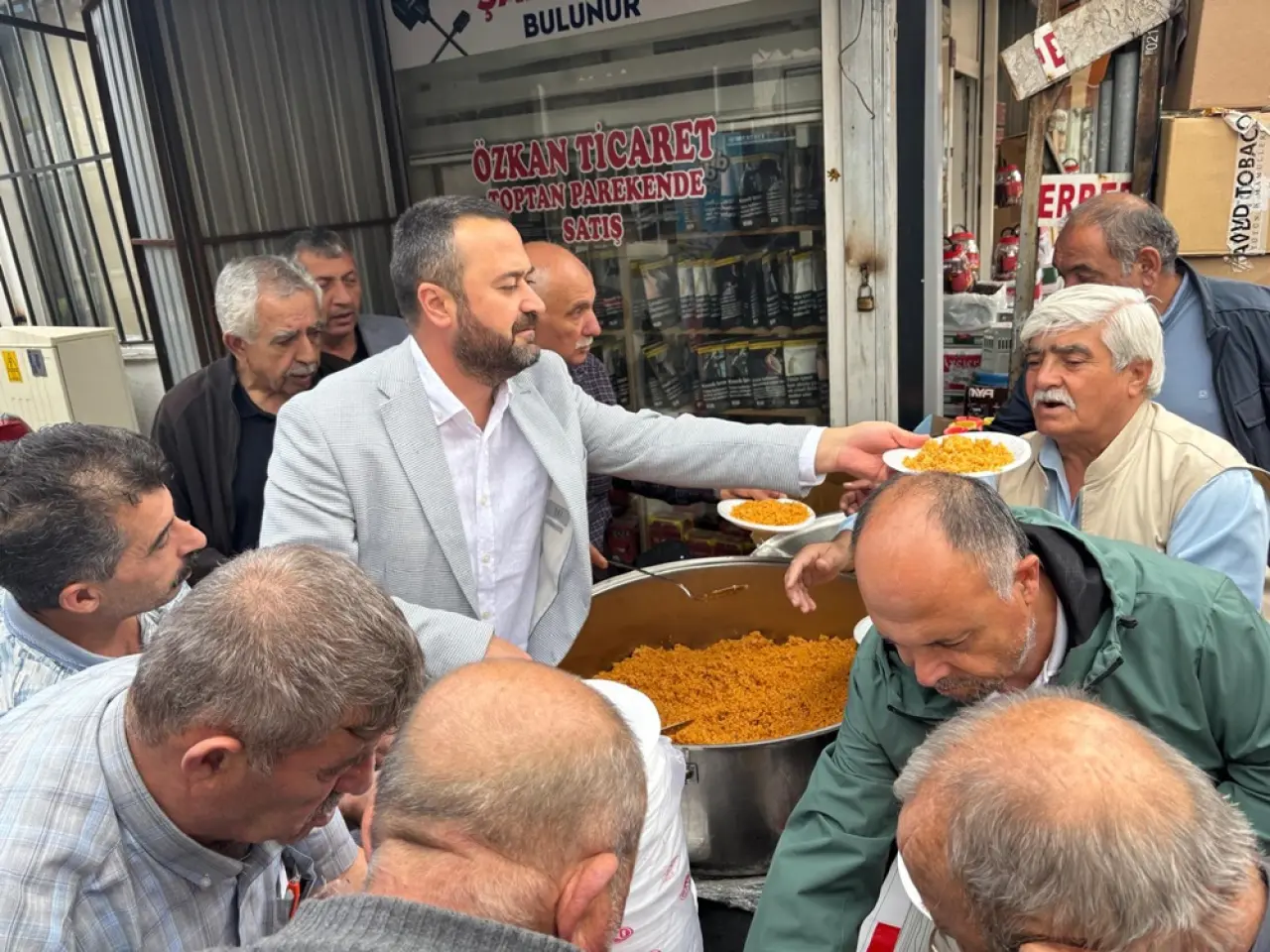 Cami Cemaatine Ahilik Pilavı 1