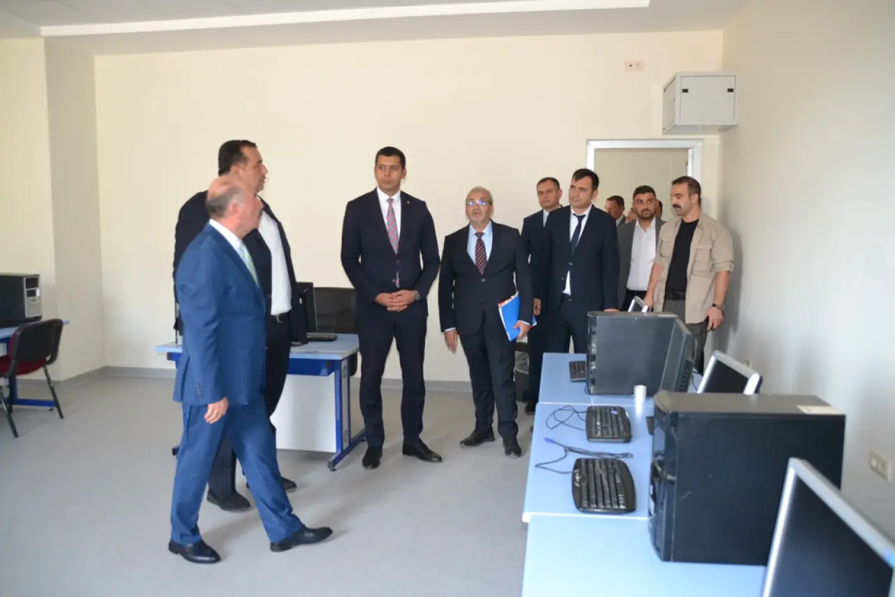 Çalgan, Kargı Cumhuriyet İlkokulu'nu İnceledi 2
