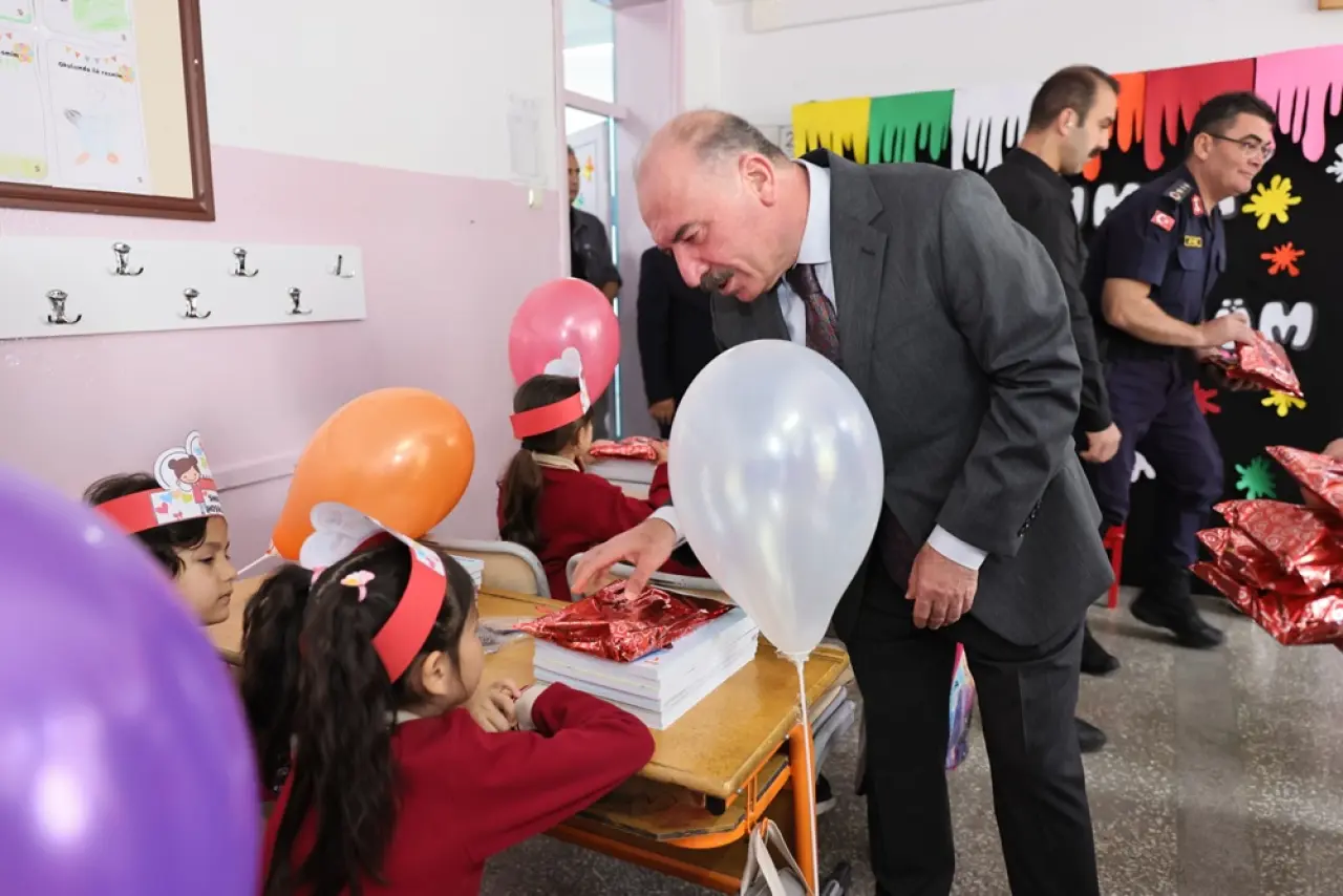 91 Bin Öğrenci İçin İlk Ders Zili Çaldı 6