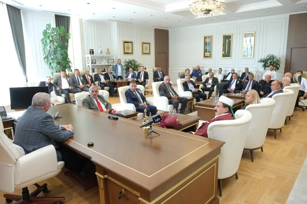 Aşağı Sanayi İçin Kararlı Tutum 3