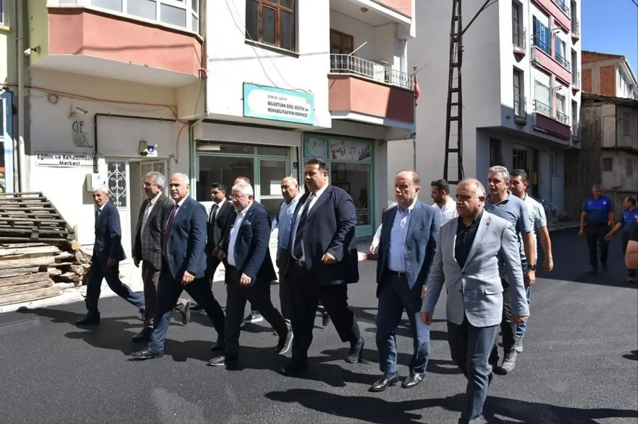 Başkan Çizikci, Asfalt Çalışmalarını İnceledi 1