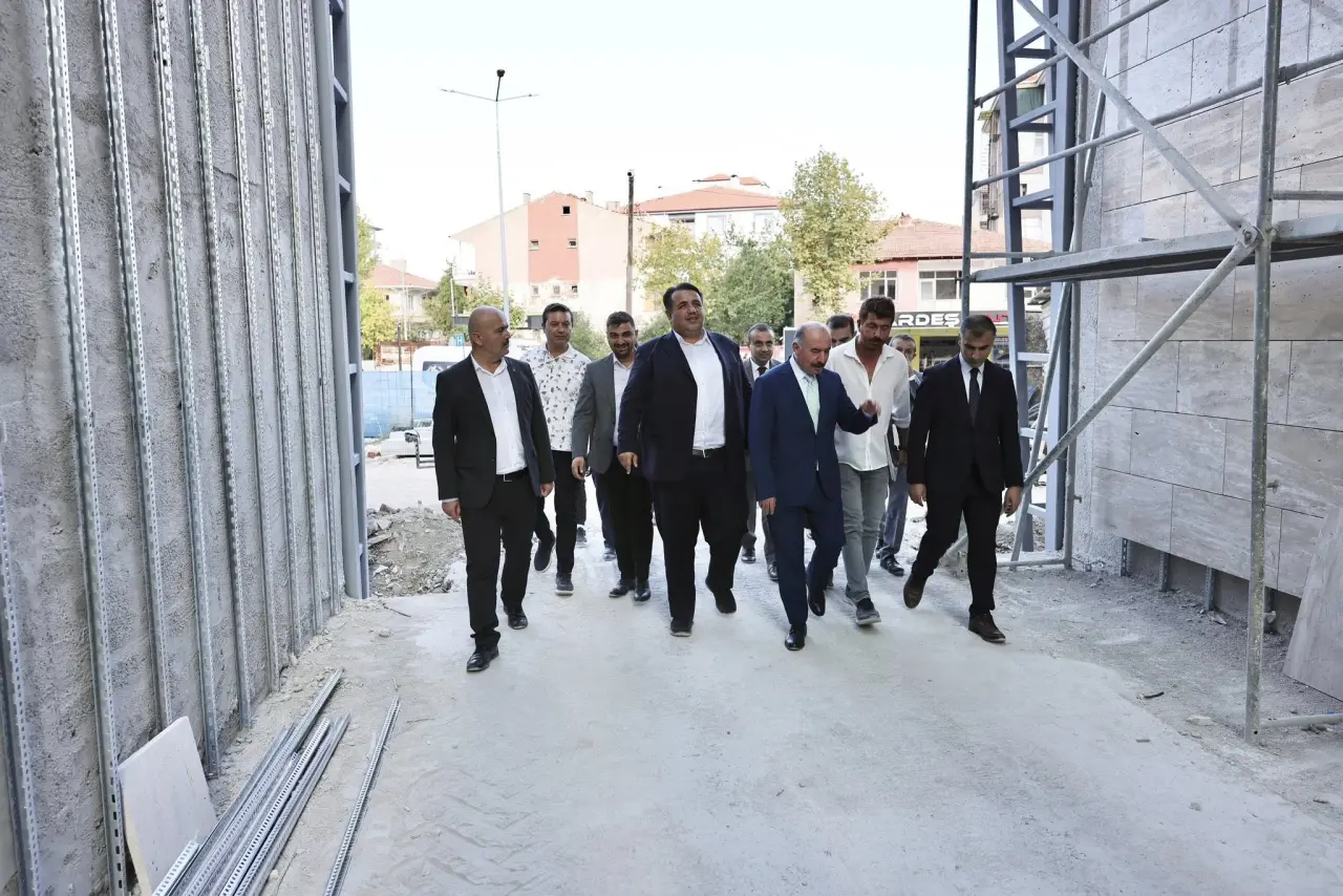 Şehit Öğretmenin Adını Taşıyan Merkez Yükseliyor 1