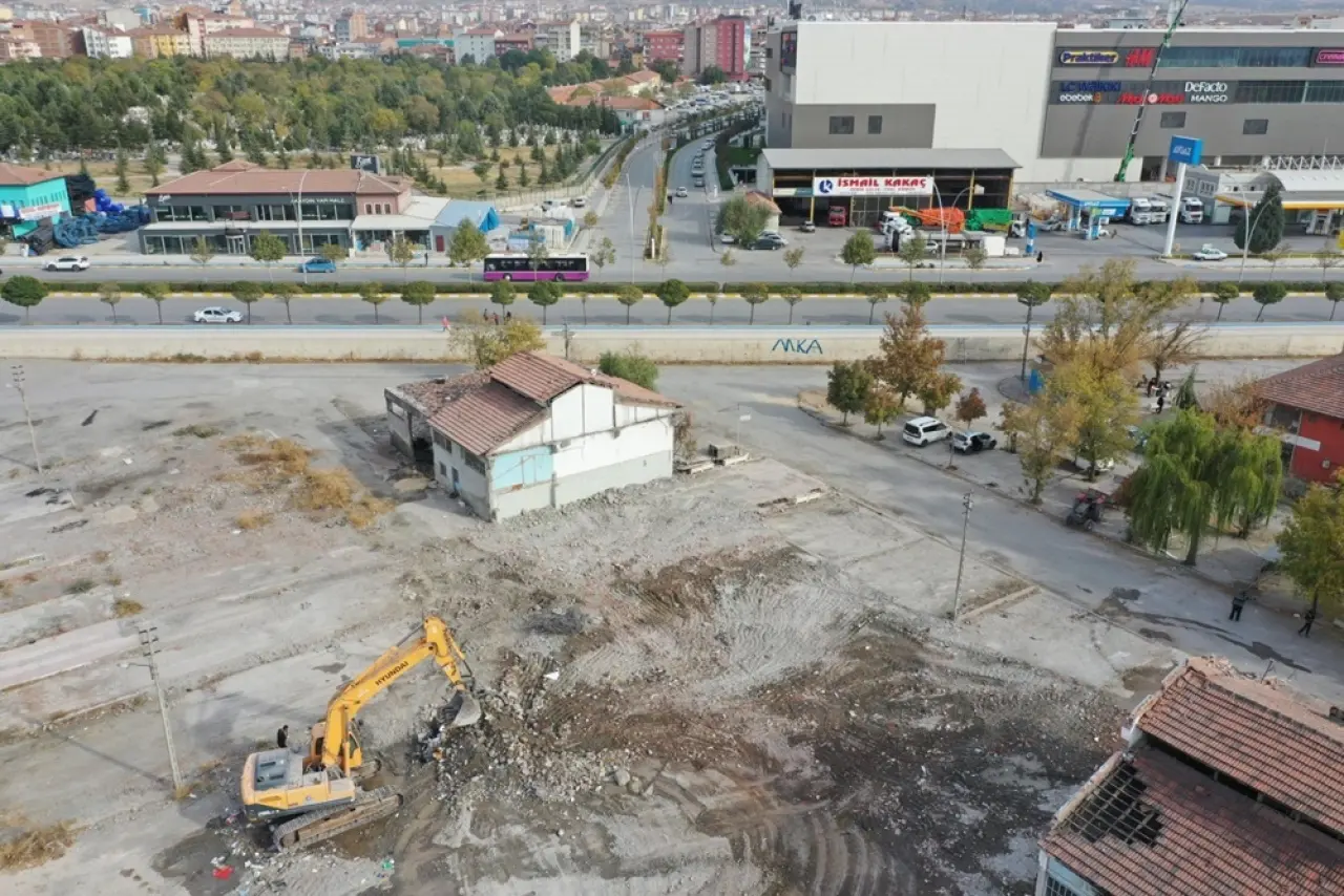 Aşağı Sanayi İçin Kararlı Tutum 8