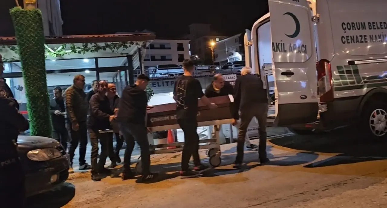 Petshop Dükkanında Silah Sesleri: 1 Ölü 1