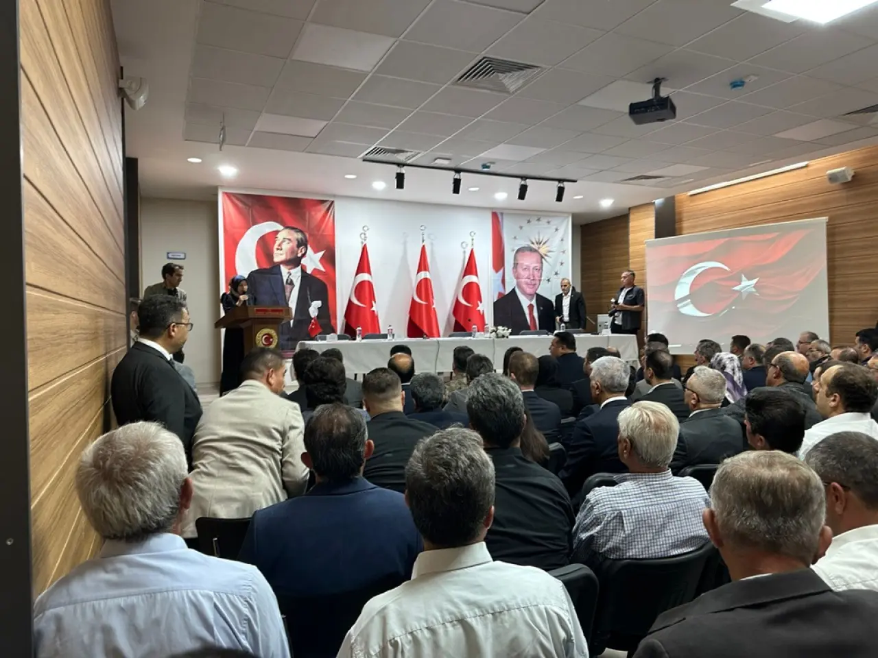 Vali Çalgan, Kargı'da Muhtarlarla Buluştu 2