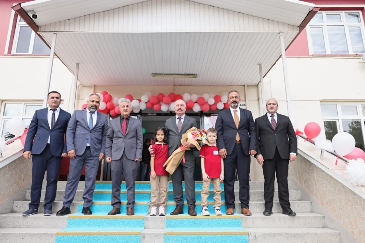 91 Bin Öğrenci İçin İlk Ders Zili Çaldı 1