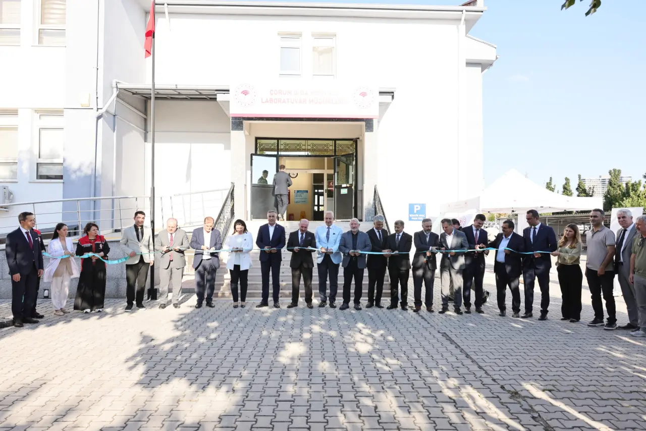 13 Milyon Liralık Dev Cihaz 7