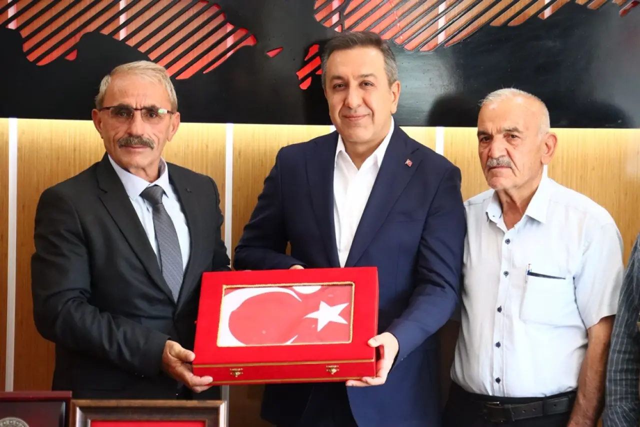 Dere, Şehit Aileleri ve Gazilerle Bir Araya Geldi 2