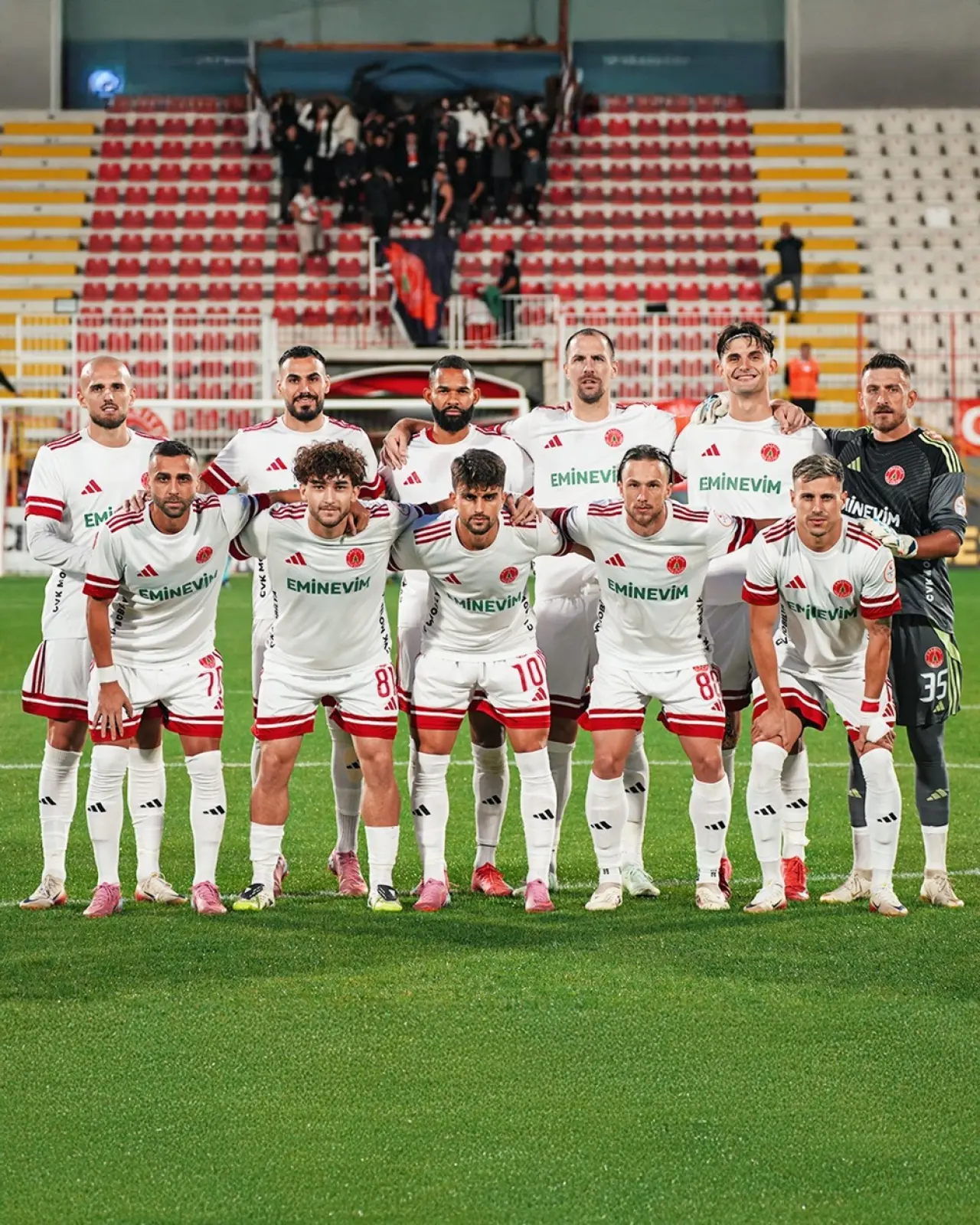 İstanbul’da Sonbahar: 1-1 3