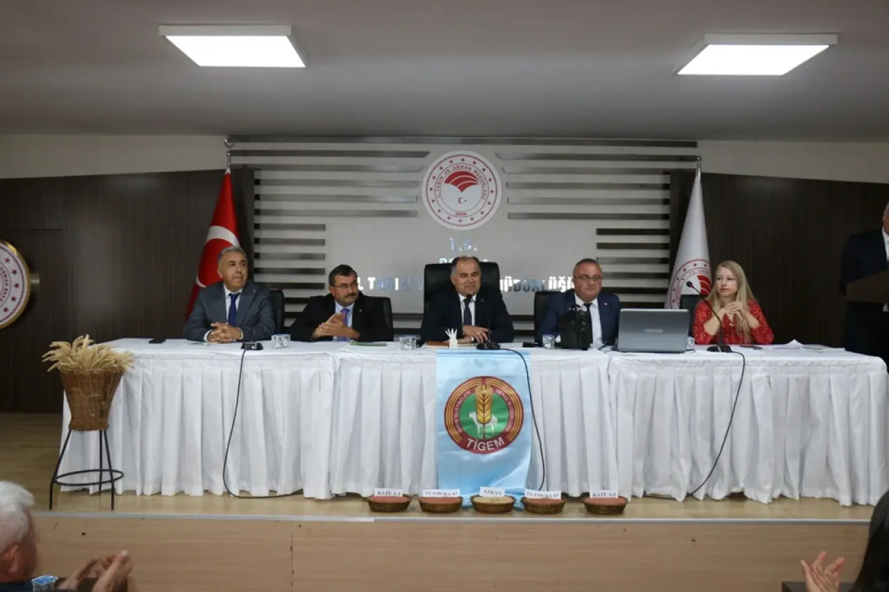 Çiftçilere Yeni Tohum Çeşitleri Tanıtıldı 2