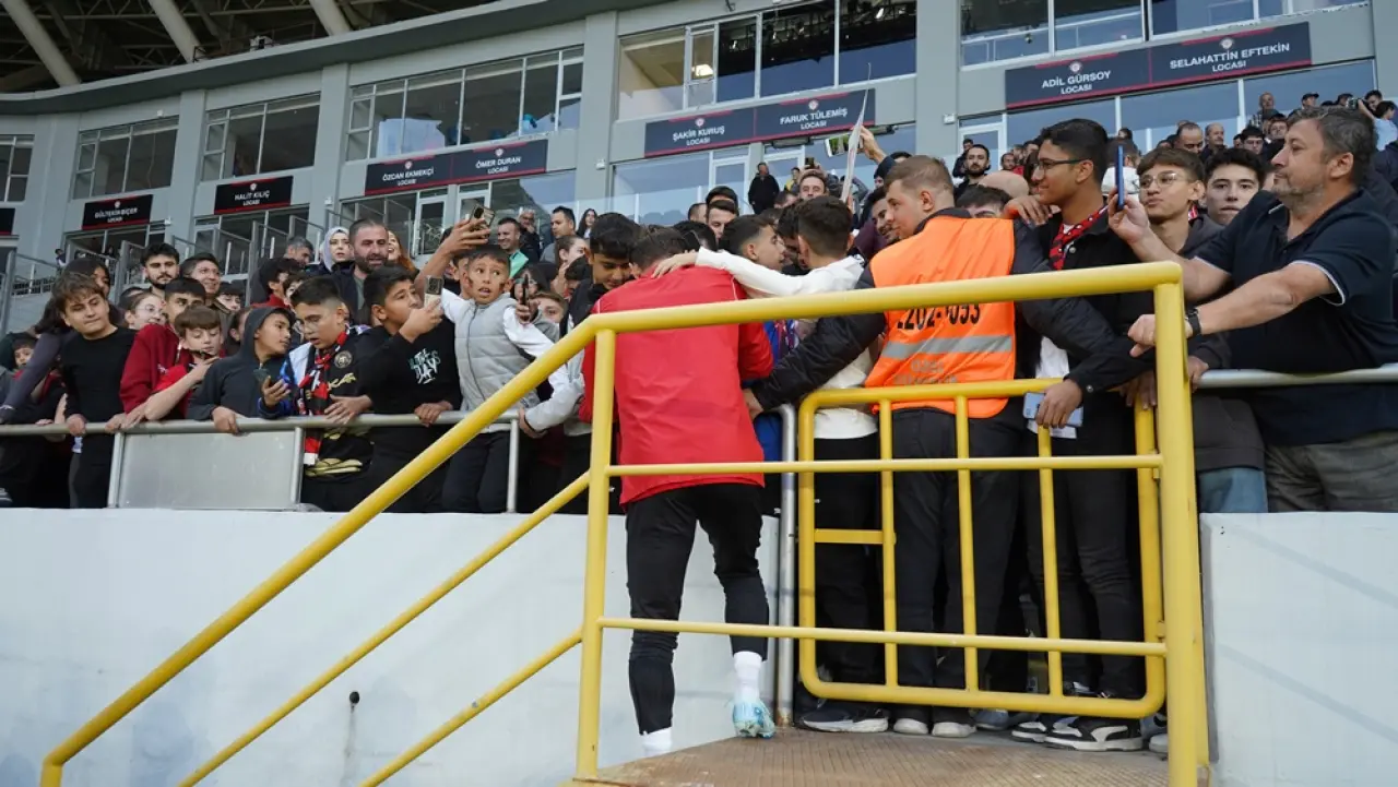 Eze Böyle İstedi: 3-0 15