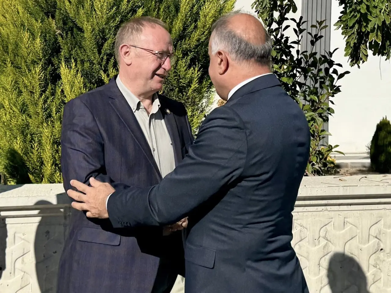 AK Parti’den Kızılay’a Destek Ziyareti 2