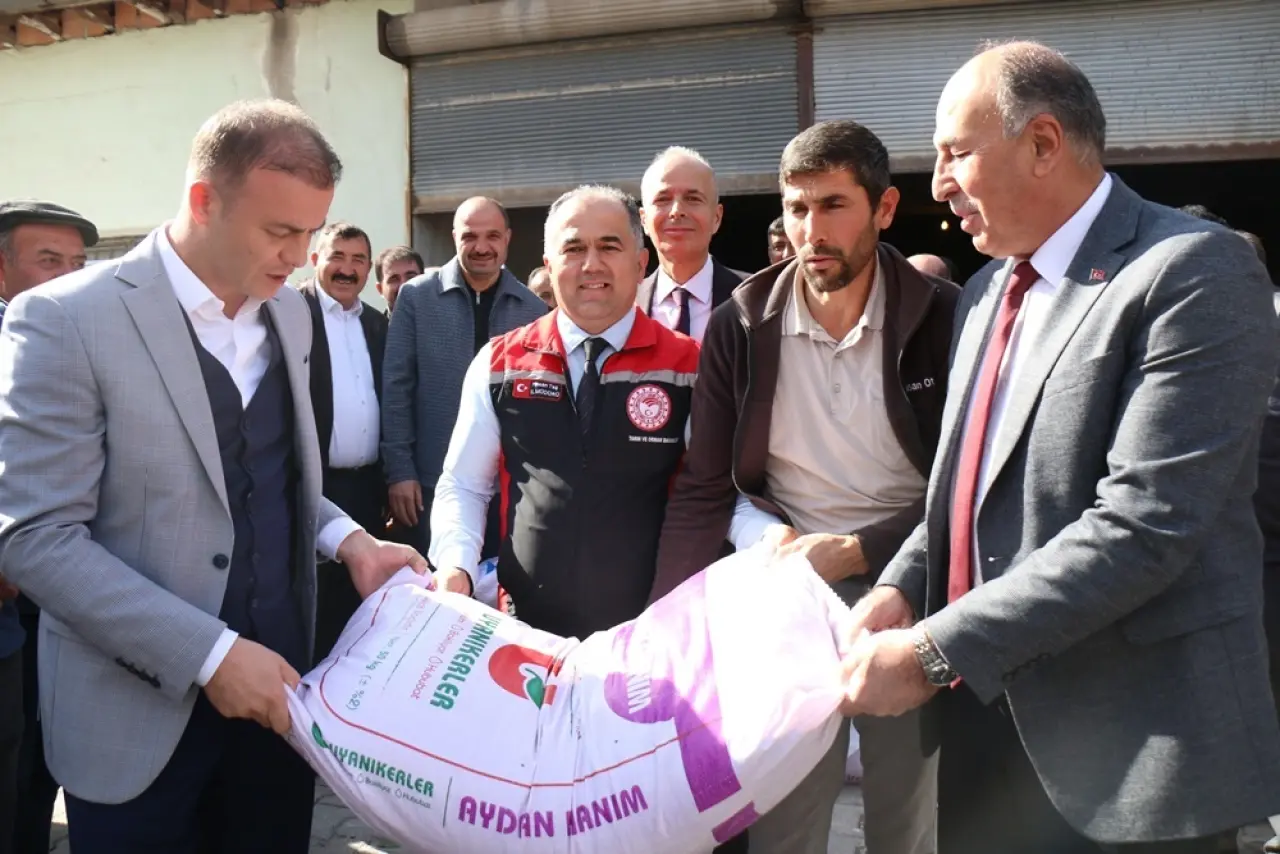 213 Çiftçiye Arpa Tohumu Desteği 6