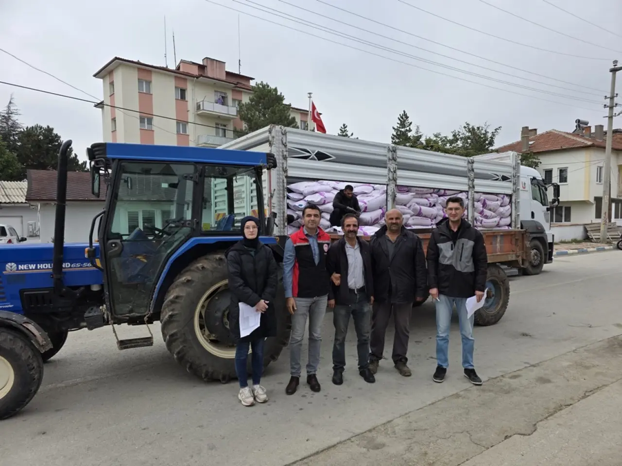 213 Çiftçiye Arpa Tohumu Desteği 4