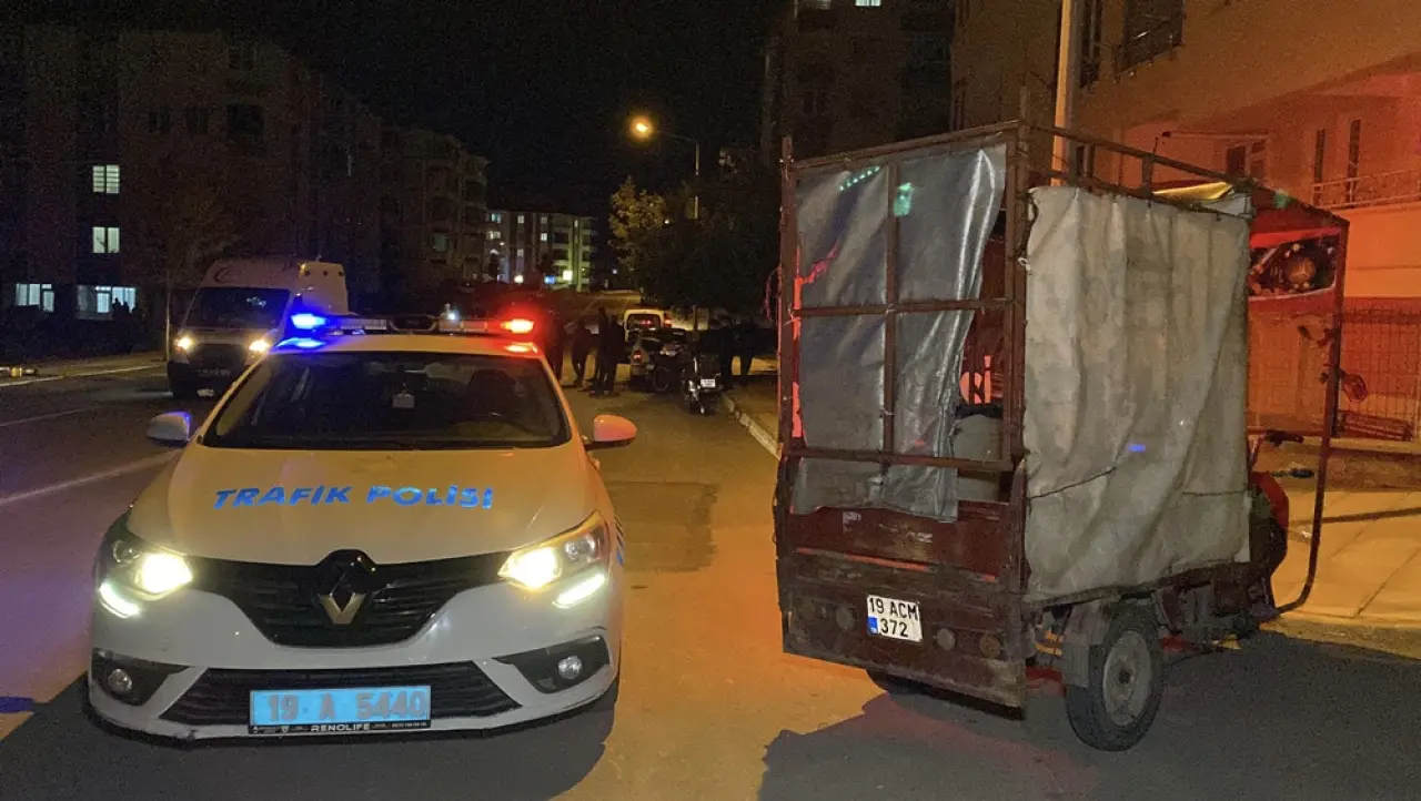 İki Motosiklet Çarpıştı: 1 Yaralı 3