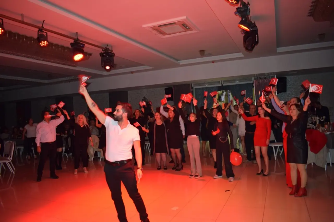 Eğitim-İş’in Cumhuriyet Yemeği 1 Kasım’da 2