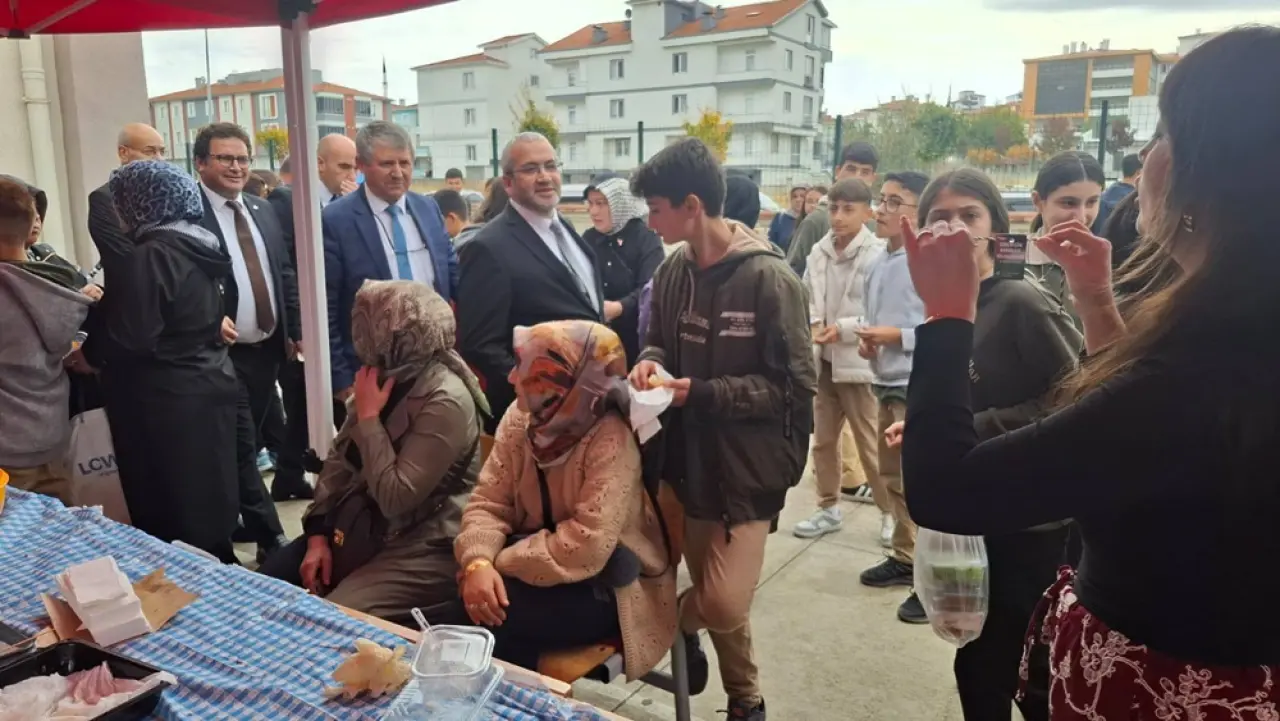 Okullar Gazze İçin Tek Yürek 3