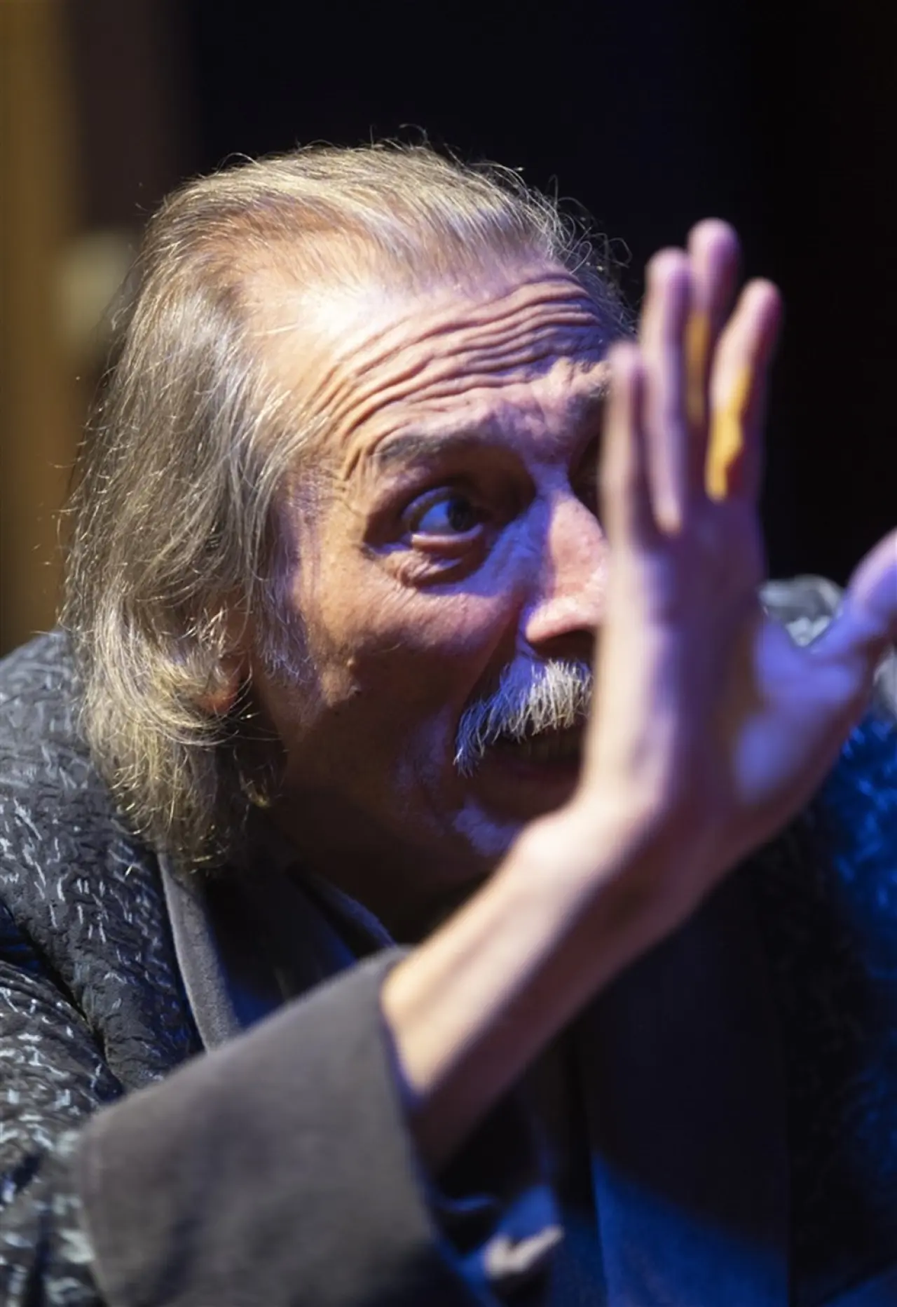 ‘Babamın Kelimeleriyle’ Oyunu Sahnelenecek 2