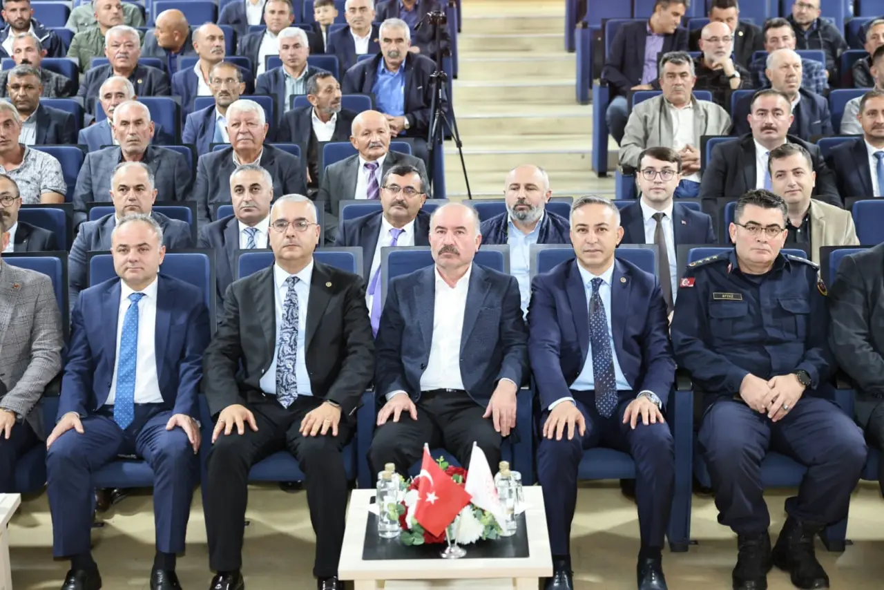 Muhtarlar Bir Araya Geldi 5