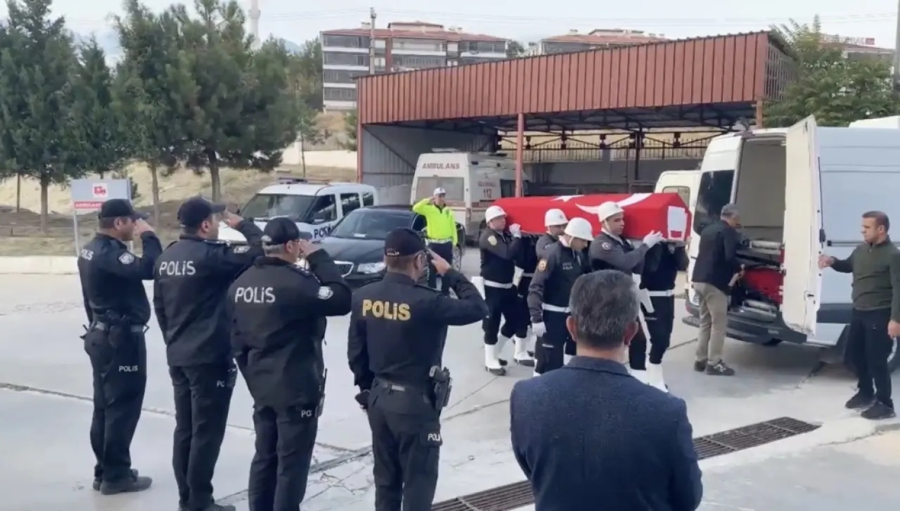 Kalp Krizi Geçiren Polis Memuru Vefat Etti 1