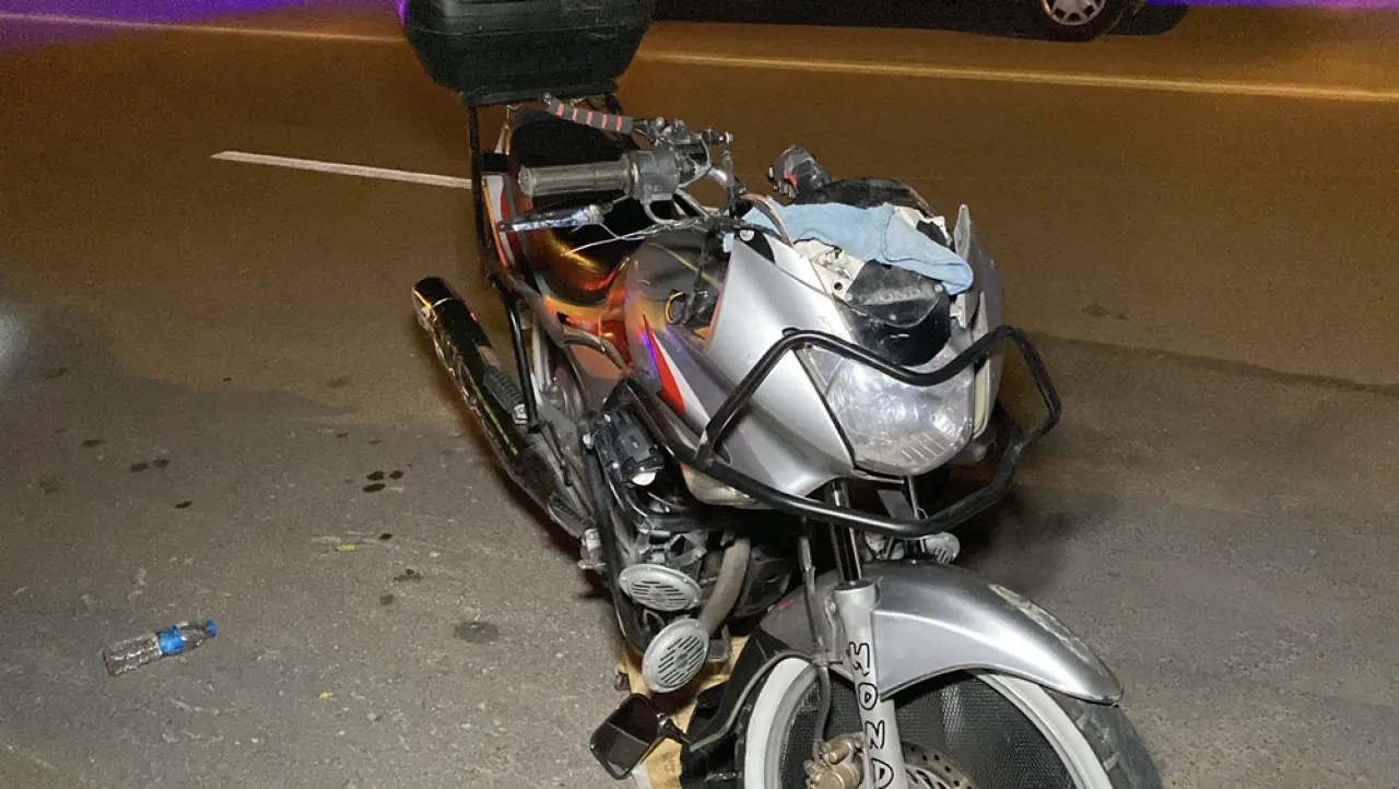 İki Motosiklet Çarpıştı: 1 Yaralı 2