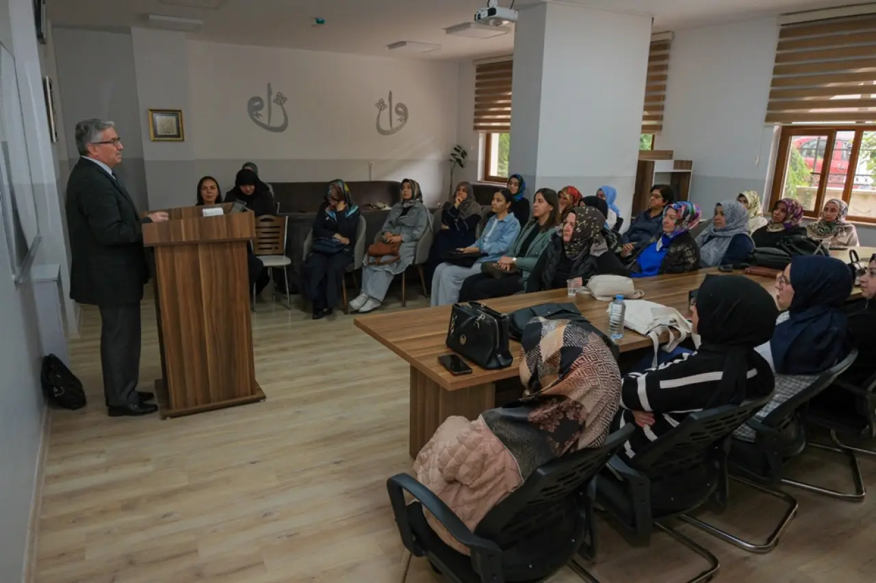 ‘İletişim Çağında İletişimsizlikten Şikayet Ediyoruz’ 4