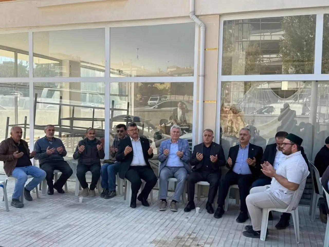 Ahlatcı: Gayemiz İnsana Dokunmak 5