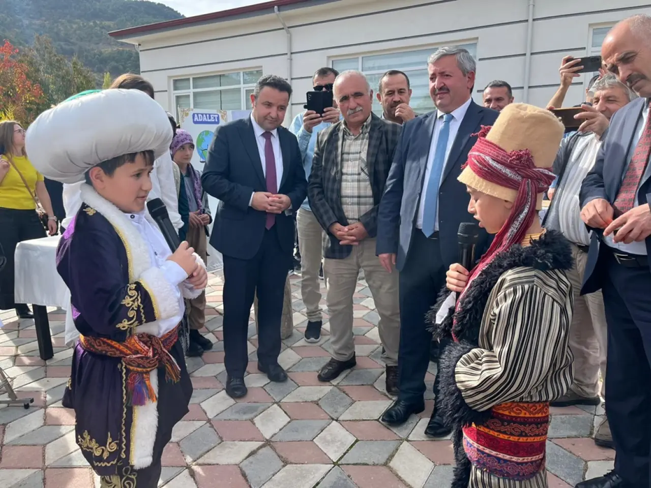Laçin’de Öğrenciler Filistin Yararına Kermes Açtı 2